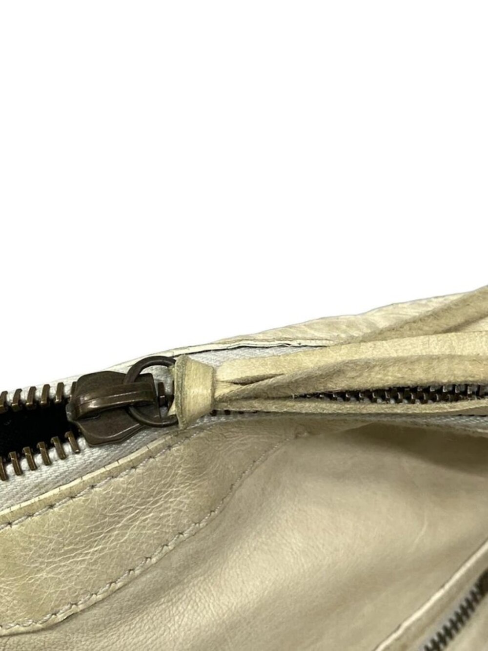 BALENCIAGA The Day 140442 Cream Leather Shoulder Bag - Picture 8 of 15